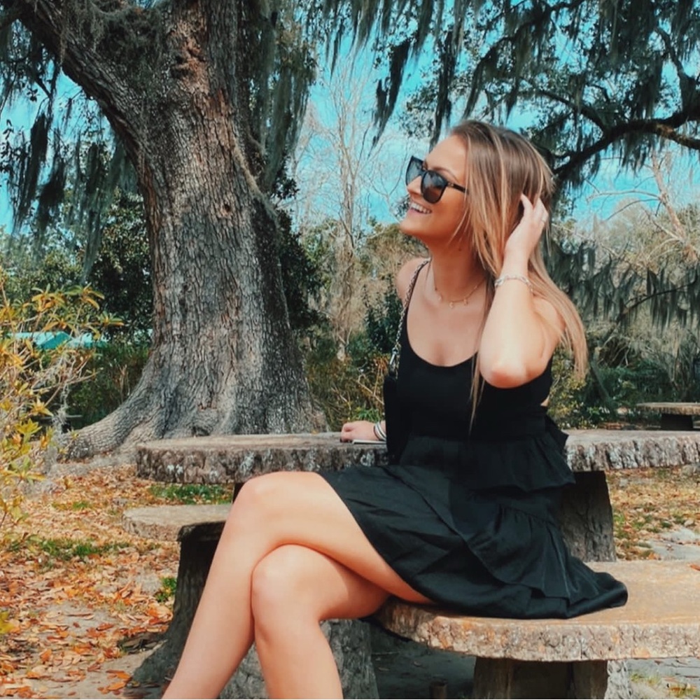 Vestique Chic Black Mini Dress